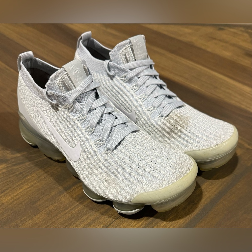 Nike Air Vapormax Flyknit 3 Womens Size 7 Running Shoes Pure Platinum